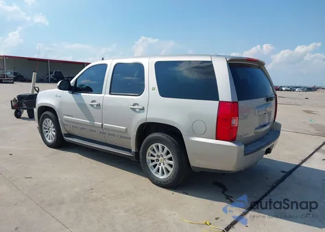 2009 Chevrolet Tahoe Hybrid z USA, uszkodzony, nr VIN 1GNFC13579R119940